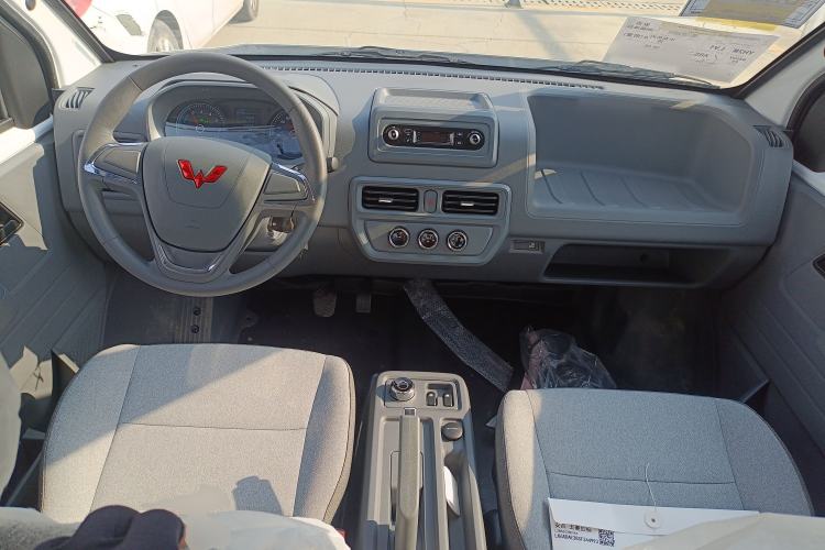 Used Wuling Yangguang 
