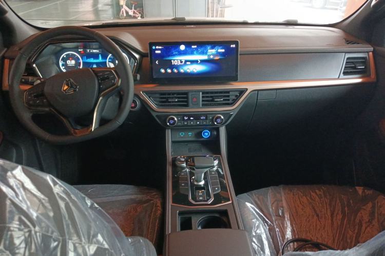 Used  BOLDEN 2024 Passenger Version 2.0T Automatic Diesel 4x4 Standard Wheelbase Luxury Edition