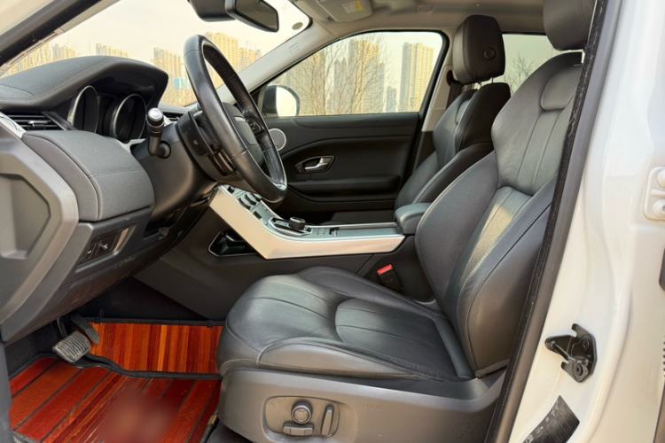 Used Land Rover Range Rover Evoque 2018 240 PS SE Smart Brilliance Edition