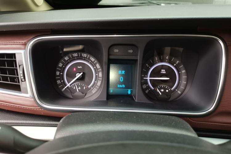 Used Buick GL8 2017 25S Luxury Version China V Standard
