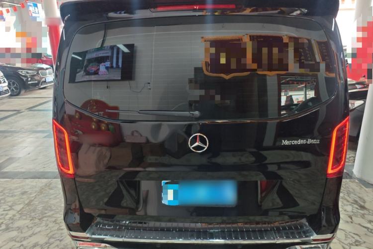 Used Mercedes-Benz Vito 2023 2.0T Elite Version 7 Seats
