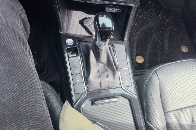 Used Volkswagen Passat 2023 Restyled 330TSI Starry Luxury Edition
