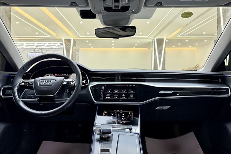 Used Audi A7L 2022 45 TFSI S-line Dream-Building Crystal Flow Package
