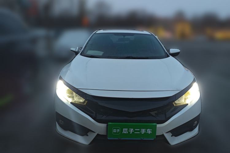 Used Honda Civic 2016 220TURBO CVT Luxury Edition
