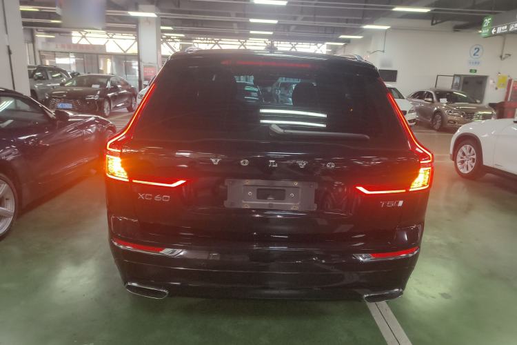 Used Volvo XC60 2021 T5 4x4 Smart Luxury Edition
