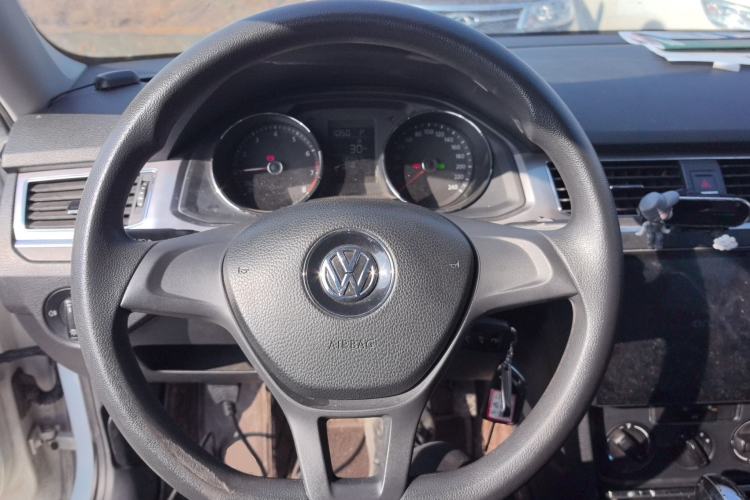 Used Volkswagen Bora 2016 1.6L Automatic Fashion Model
