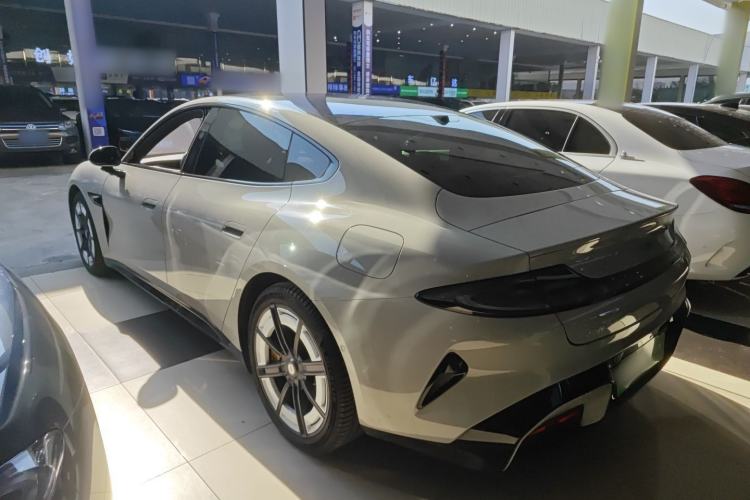 Used  SU7 2024 Rear-Drive Standard Founder Edition