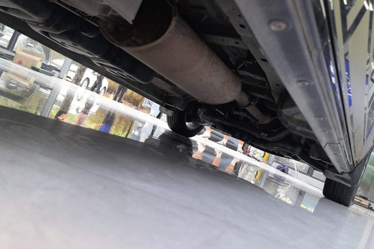 Used FORTHING Lingzhi PLUS 2021 Travel Edition 2.0L Manual Luxury 7-Seater
