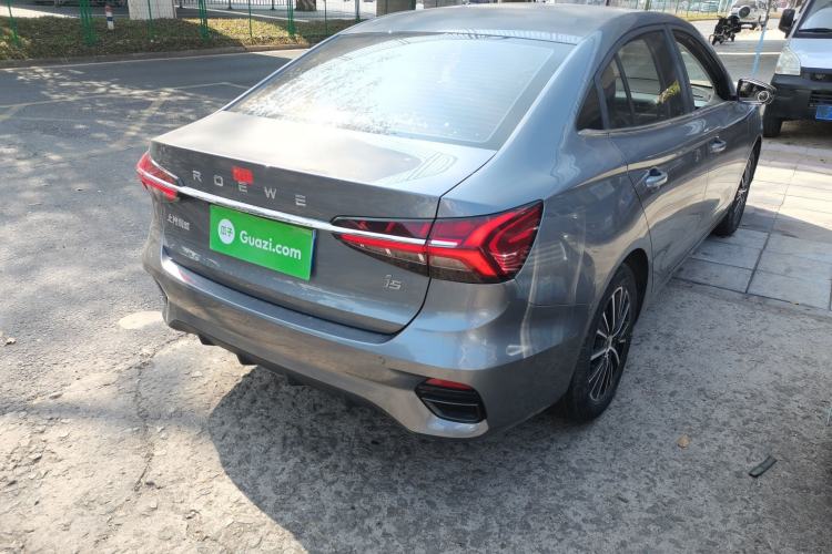 Used Roewe i5 2021 1.5L Manual Diamond Edition