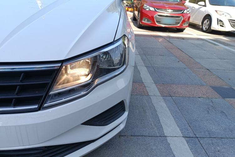 Used Volkswagen Jetta 2017 1.5L Automatic Fashion Model
