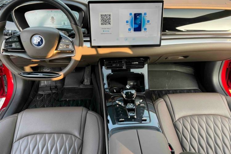 Used BYD Han 2022 DM-i 121KM Prestige Model