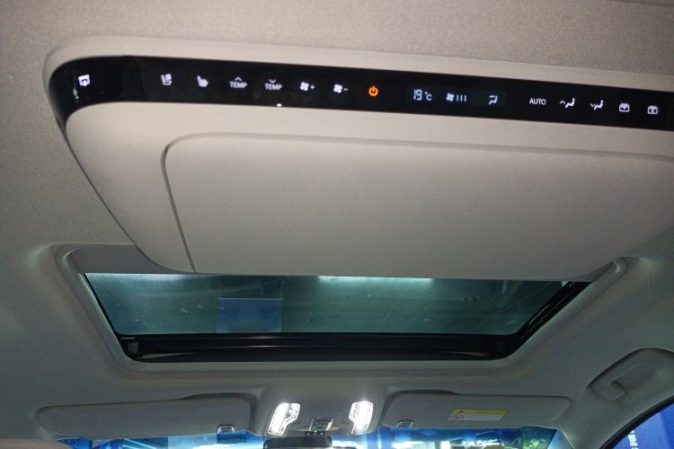 Used Buick GL8 2025 Lu Zun Deluxe Edition