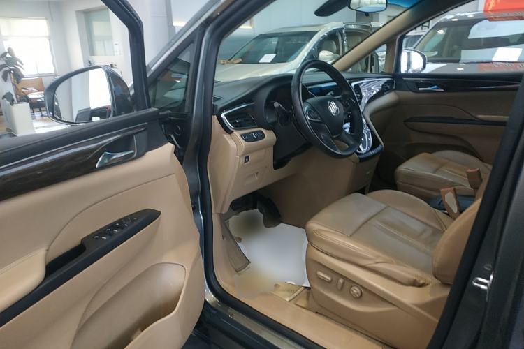 Used Buick GL8 2017 ES 28T Luxury Model China V Standard
