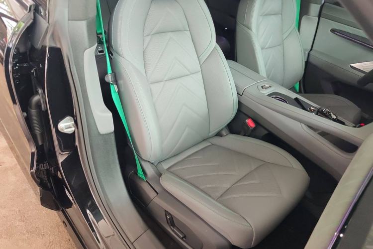 Used Zeekr 001 2023 WE Edition 86 kWh
