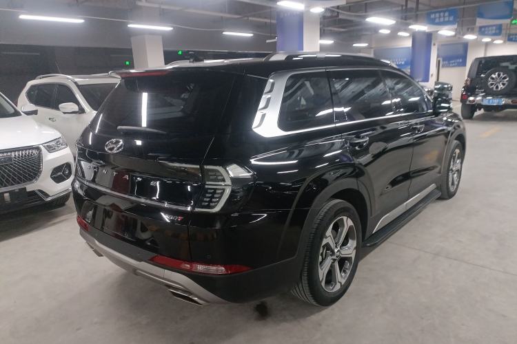 Used Hyundai Santa Fe 2023 Traveler 380T GDi Automatic Two-Wheel Drive LUX Prestige Edition