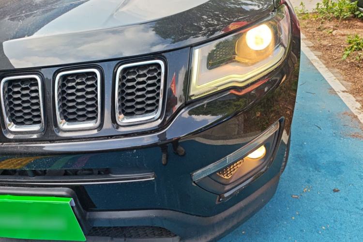 Used  Compass 2020 220T Automatic Elite Edition
