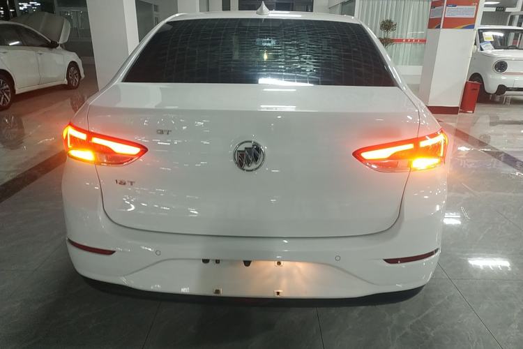 Used Buick GT 2018 18T Automatic Elite Model
