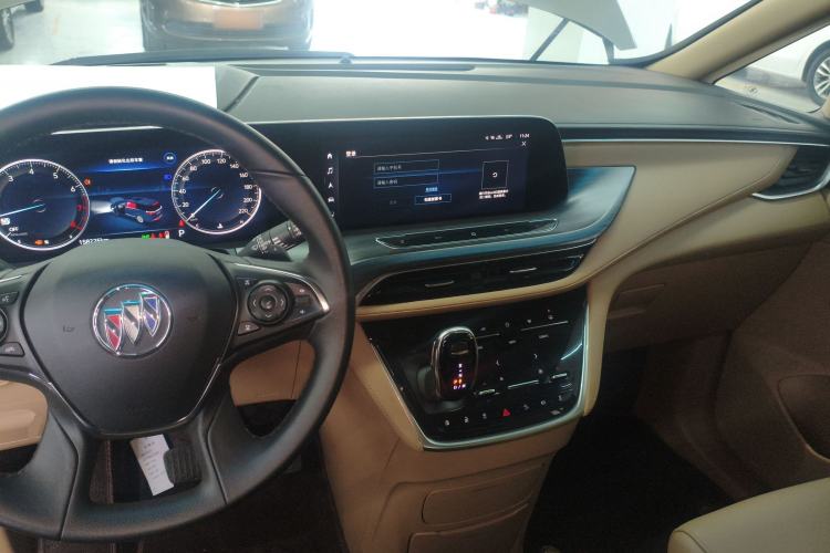 Used Buick GL8 2021 ES Landtrek 653T Luxury Model
