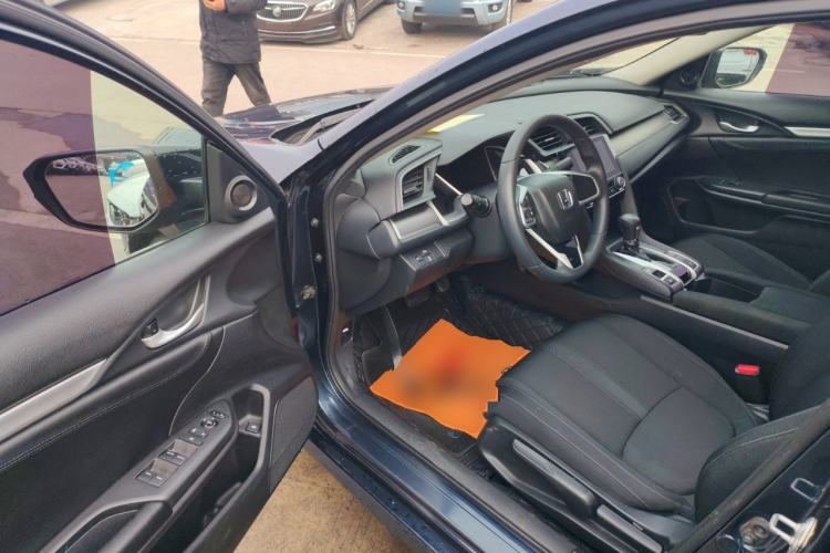 Used Honda Civic 2016 220TURBO CVT Luxury Edition
