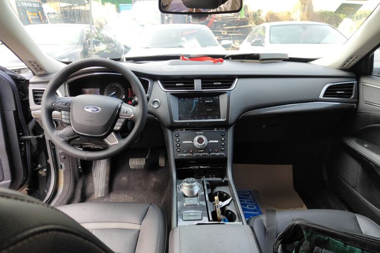 Used Ford Taurus 2015 EcoBoost 245 Luxury Model