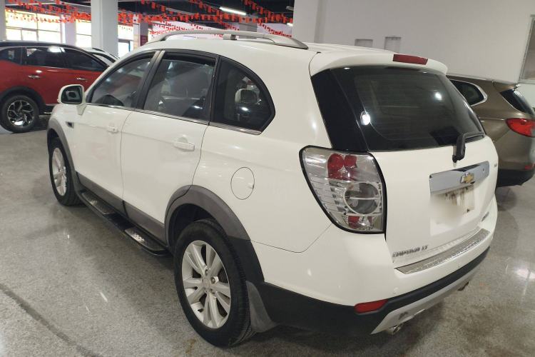 Used Chevrolet Captiva 2014 2.4L 4x4 Flagship Edition 7 Seats
