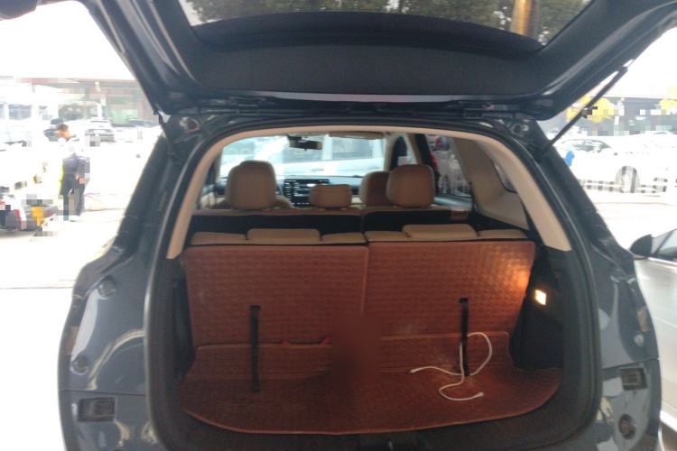 Used  E5 PLUS 2026 Model, 165km Long-Range First-Adoption Edition, 7-seater
