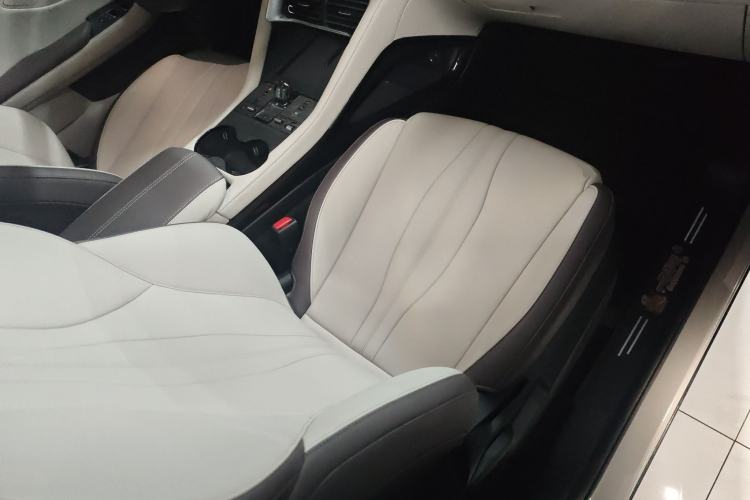 Used BYD Song PLUS New Energy 2025 DM-i Intelligent Driving 112KM Prestige Model
