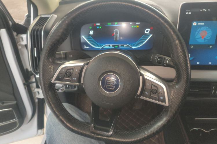 Used BYD Tang New Energy 2019 DM 2.0T All-Wheel Drive Connected Leading Model 7 Seats China VI Standard