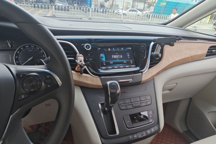 Used Buick GL8 2018 ES 28T Comfort Model China VI Standard

