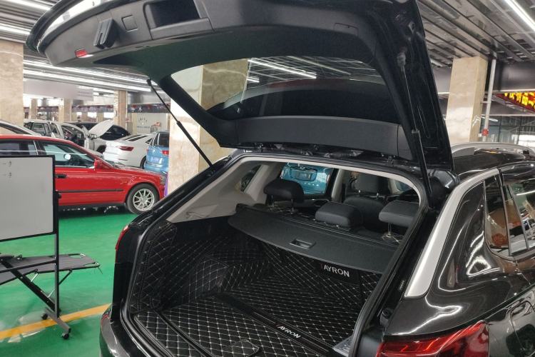 Used Volkswagen Tayron 2020 330TSI Two-Wheel Drive Luxury Smart Connectivity Version
