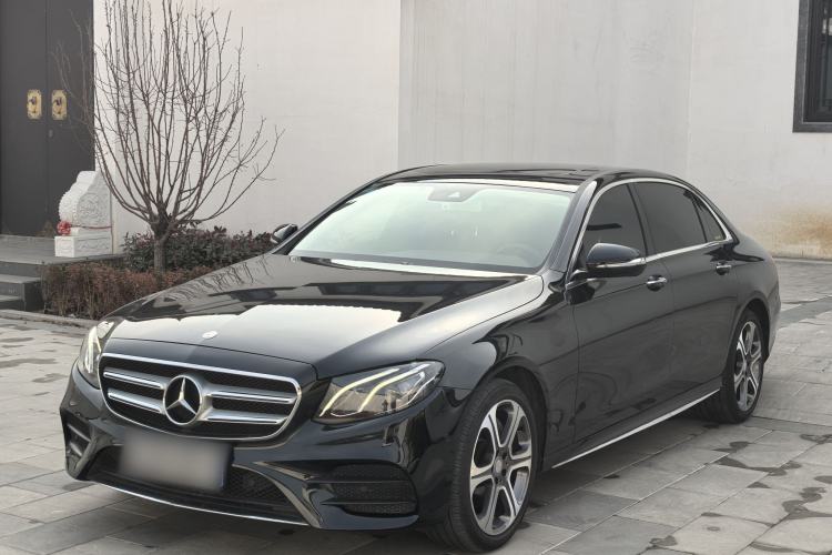 Used Mercedes-Benz E-Class 2016 E 300 L Sporty and Stylish Model