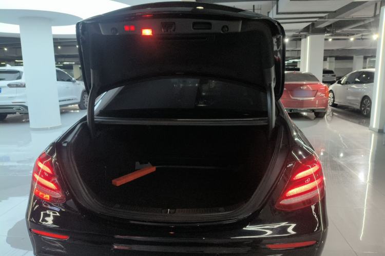 Used Mercedes-Benz E-Class 2017 Facelift E 200 Sport 4MATIC
