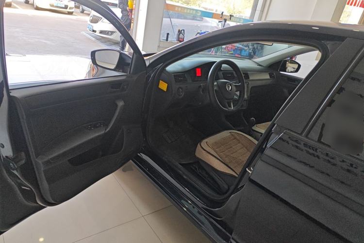 Used Volkswagen Santana 2021 1.5L Manual Fashion Edition
