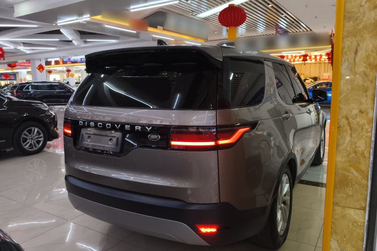 Used Land Rover Discovery 2023 300PS S