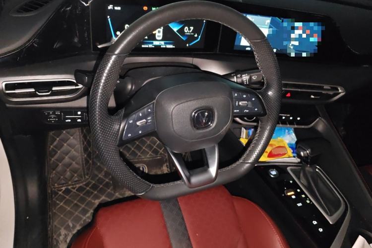 Used Changan Eado 2021 PLUS Blue Whale NE 1.4T GDI DCT Flagship Model
