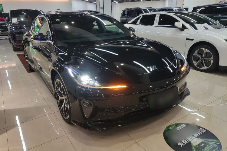 Used  L6 2025 Ultra Model
