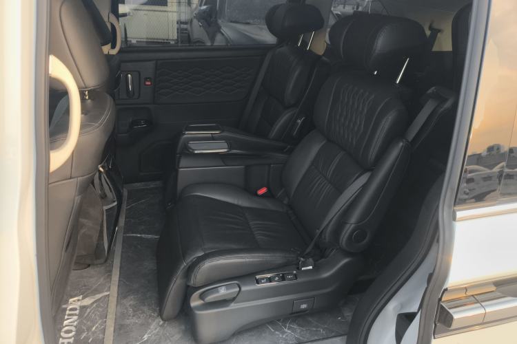 Used Honda Elysion 2024 2.0L eHEV Luxury Edition