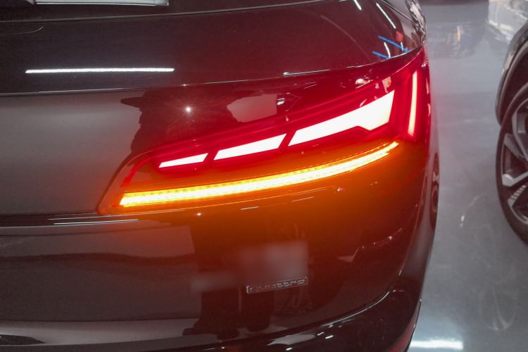 Used Audi Q5L 2025 quattro 45th Anniversary Edition 40 TFSI Luxury Dynamic Model
