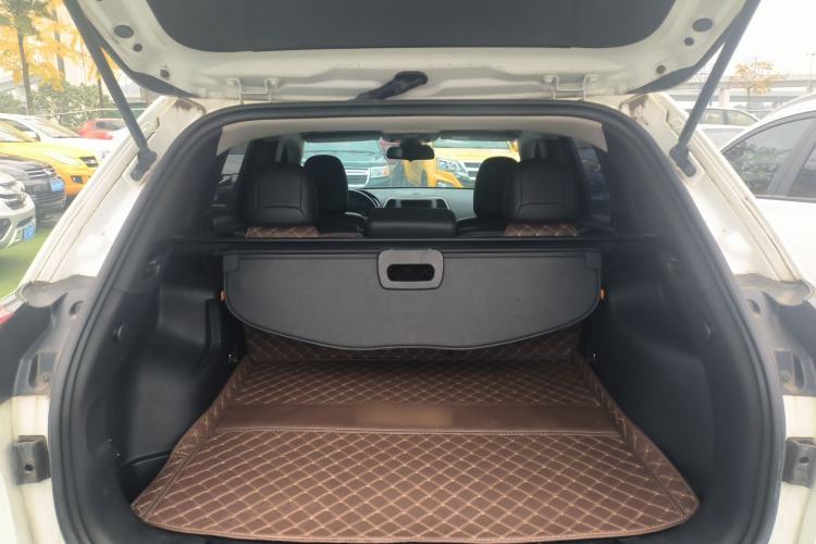 Used  Cherokee 2017 2.0L Superior Edition