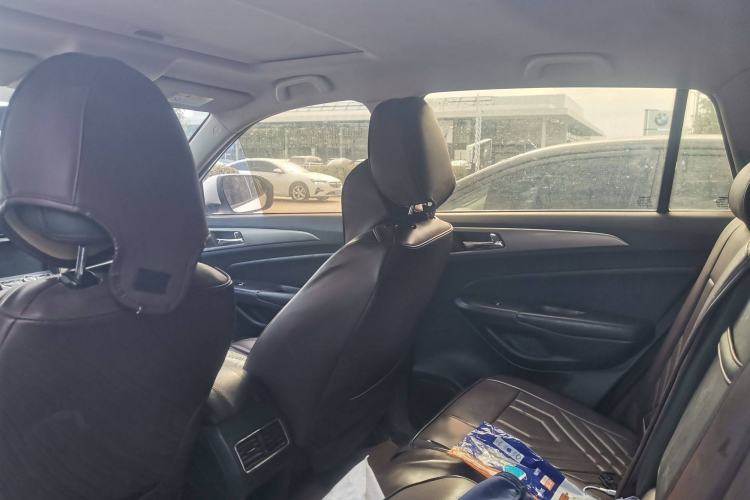 Used Changan CS75 2016 1.8T Automatic Elite Model China V Standard
