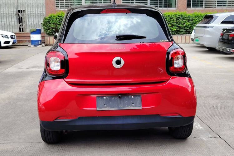 Used  forfour 2018 1.0L 52 kW Dynamic Edition
