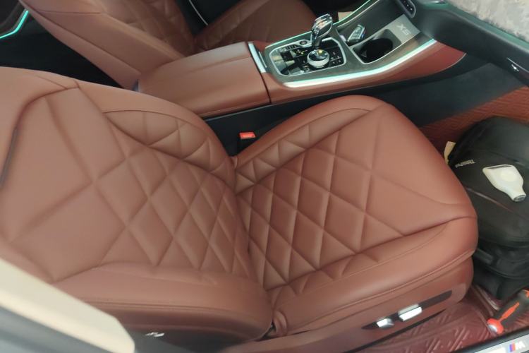 Used BMW X5 2022 Restyled xDrive 30Li Luxury Version M Sport Package
