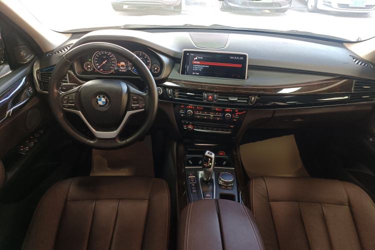 Used BMW X5 2017 xDrive28i
