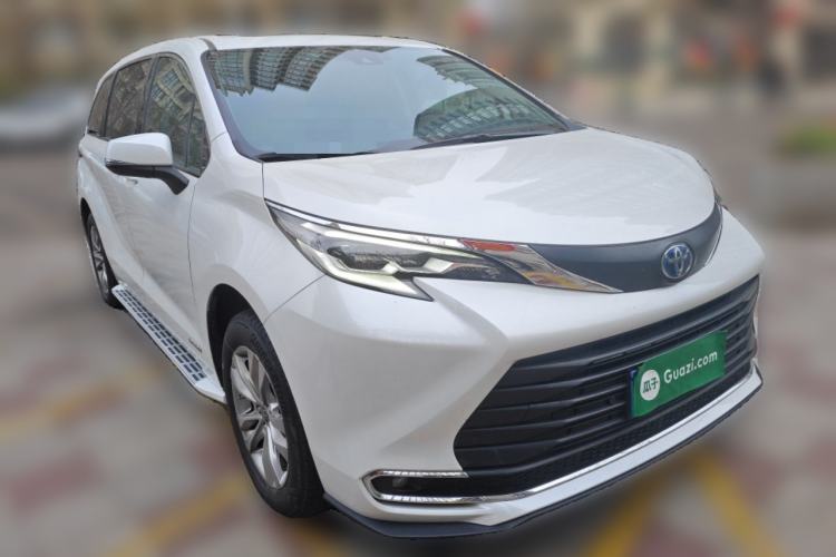 Used Toyota Sienna 2023 2.5L Hybrid Comfort Edition