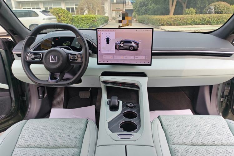 Used Zeekr 001 2025 WE Edition 100 kWh Rear-Wheel Drive