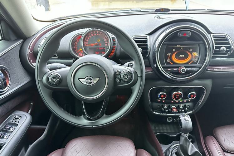 Used  Clubman 2016 Revised Version 1.5T COOPER Connoisseur Edition
