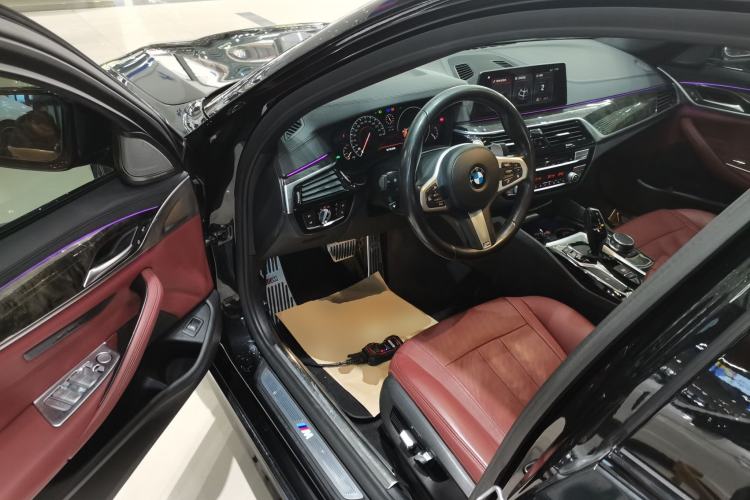 Used BMW 5 Series 2019 530Li Leading Model M Sport Package
