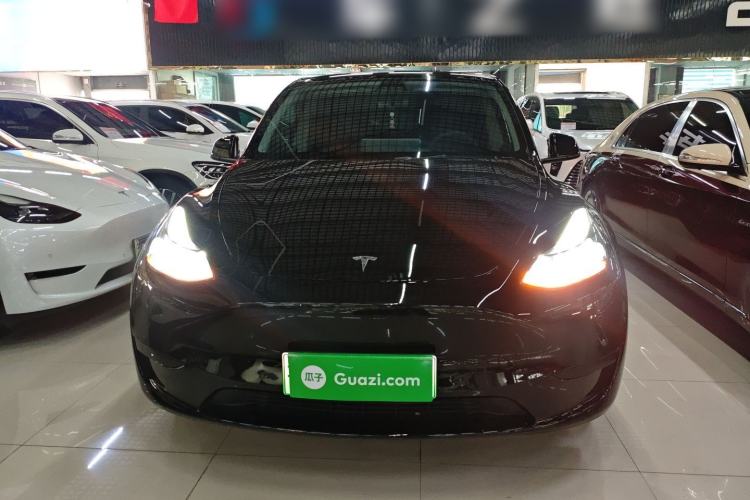Used Tesla Model Y 2023 Rear-Wheel-Drive Version
