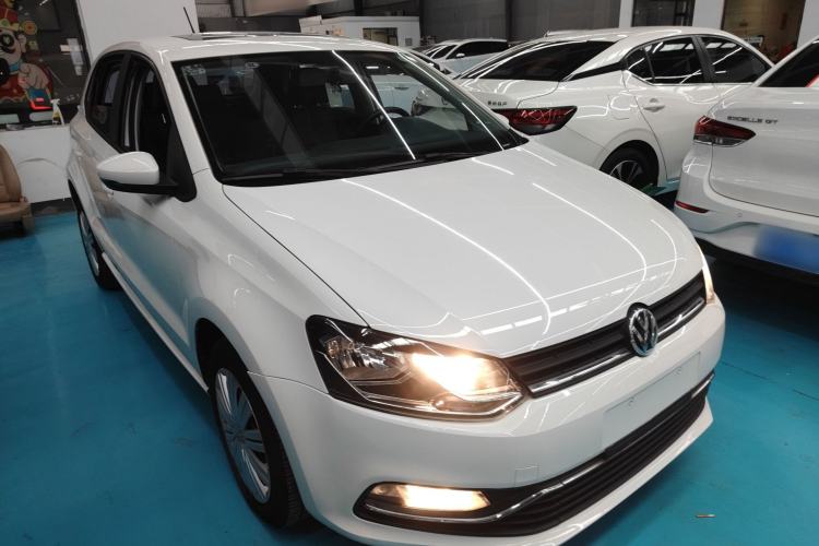 Used Volkswagen Polo 2016 1.6L Automatic Comfort Model
