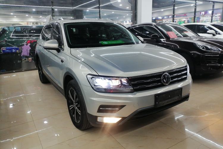 Used Volkswagen Tiguan L 2019 330TSI Automatic Two-Wheel Drive Panoramic Comfort Edition China V Standard